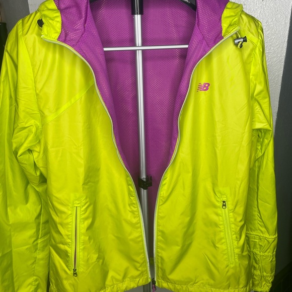 New Balance windbreaker Jacket Neon and Purple color  size medium with hoodie. - Picture 5 of 5
